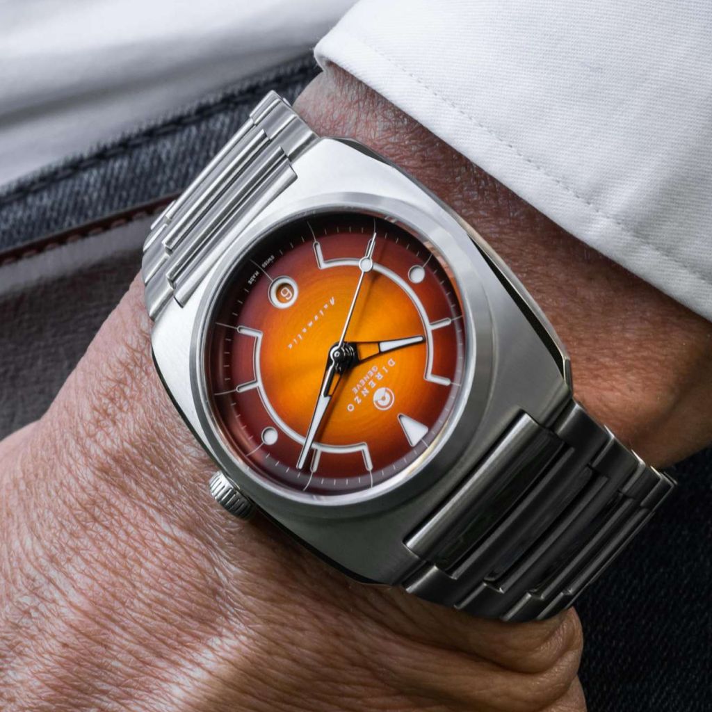 Direnzo DRZ02R Aerolite Burnt Orange Date - Swiss Made Sports