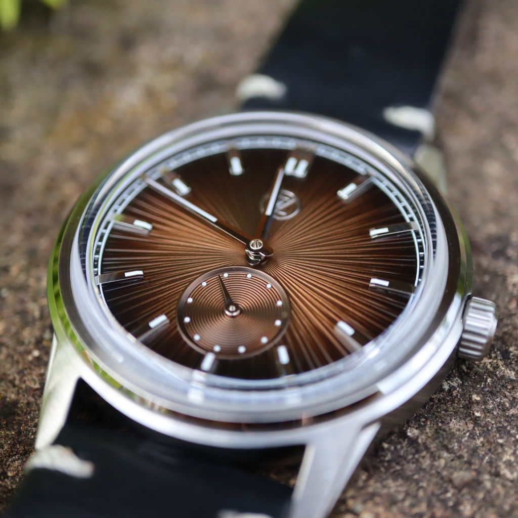 ナミュール Nubeo Polaris Tourbillon Gold Tone Dial White Bezel White