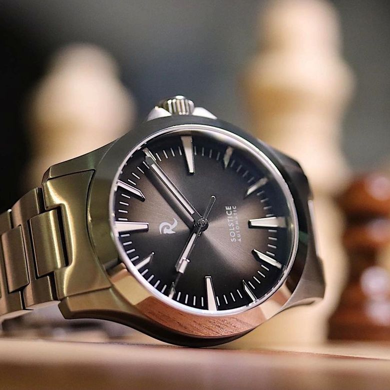 Relio Solstice Noir - Sports Dress Watch with Black Sunburst Dial – The ...