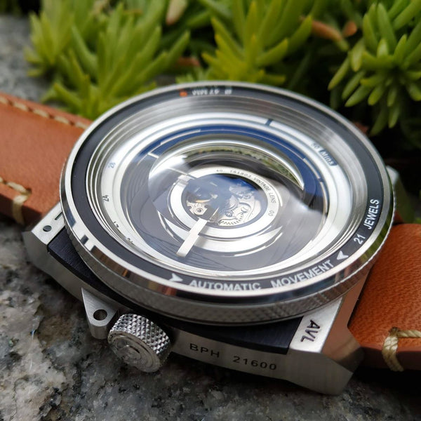 TACS Automatic Vintage Lens II (AVL II) - Silver & Horween – The Microbrand Store