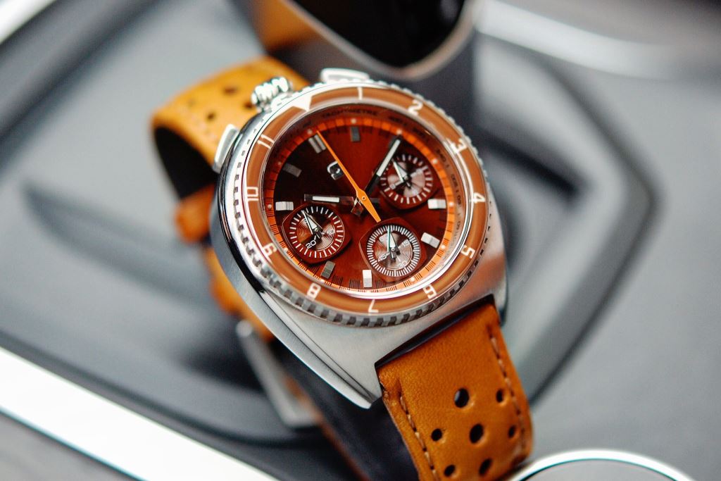 Legera Straton Legera Bullhead - VK67 Mecha-Quartz (Brown) – The Microbrand Store