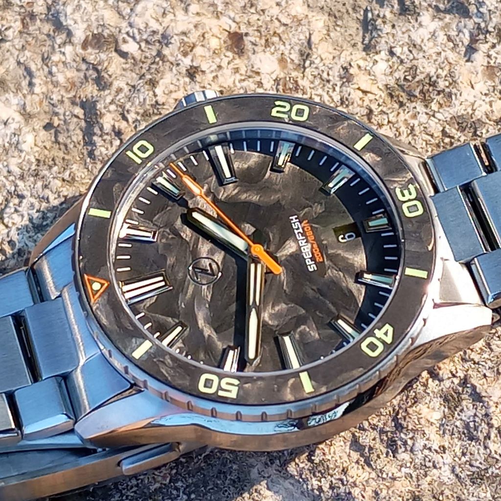 Zelos Spearfish - Forged Carbon Limited Ed (Swiss La Joux-Perret